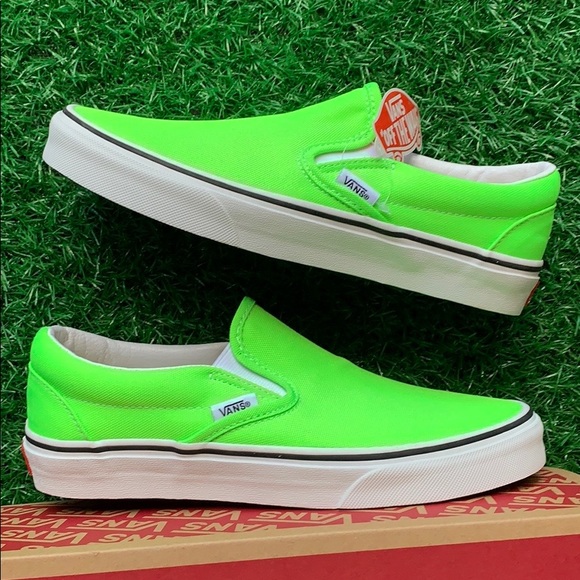 VANS CLASSIC SLIP-ON NEON GREEN GECKO/TRUE WHITE W - Picture 14 of 16